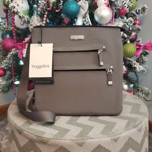 Baggallini Cross Over Travel Purse